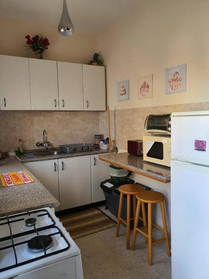 Scicluna 2 Bedroom Apartment - Bus Terminus St. Paul's Bay Exterior foto